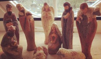 advent scene of ceramic nativity figures